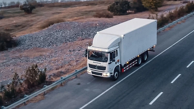 Shacman L3000 Truck-1
