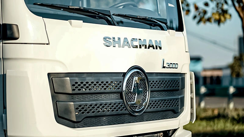 Shacman L3000 Truck-3